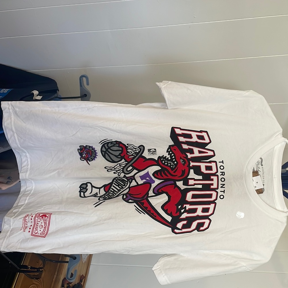 Brand new Raptors T-Shirt